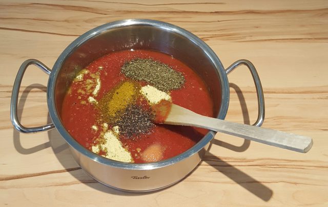 Tomatensauce aus Bio-Zutaten auf unseren Blog - Lecker essen